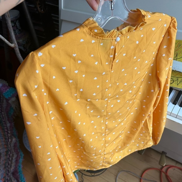 SHEIN Yellow Heart Print Blouse Size XS - Picture 13 of 14